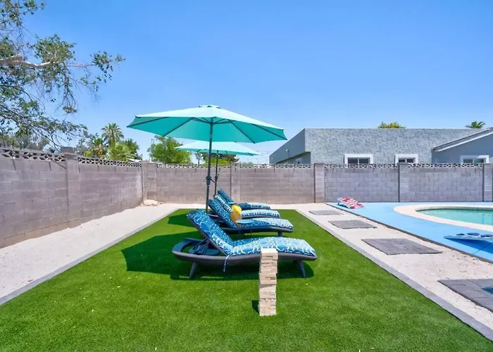 Fab Phx Getaway W/ Pool & Fire Pit Phoenix
