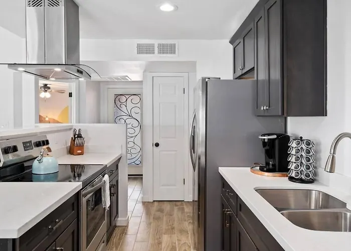Fab Phx Getaway W/ Pool & Fire Pit Holiday home