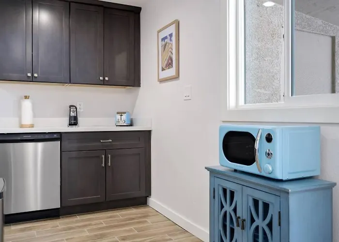 Fab Phx Getaway W/ Pool & Fire Pit Holiday home Phoenix