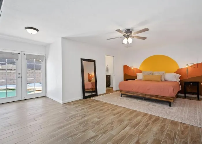 Fab Phx Getaway W/ Pool & Fire Pit Phoenix