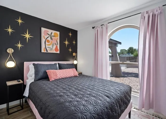 Fab Phx Getaway W/ Pool & Fire Pit Phoenix
