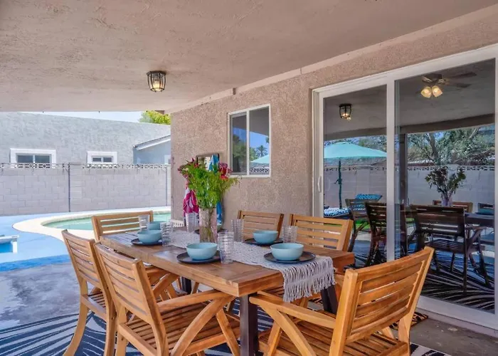Fab Phx Getaway W/ Pool & Fire Pit